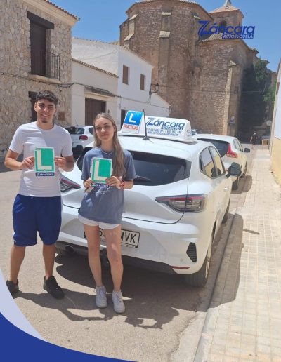 Autoescuela en Cuenca Záncara - Autoescuela en Cuenca, autoescuela en Mota del Cuervo, carnet de coche manual y automático, permisos de moto, cursos intensivos, aprueba en 15 días.
