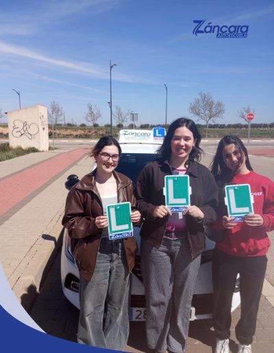 Autoescuela en Cuenca Záncara - Autoescuela en Cuenca, autoescuela en Mota del Cuervo, carnet de coche manual y automático, permisos de moto, cursos intensivos, aprueba en 15 días.