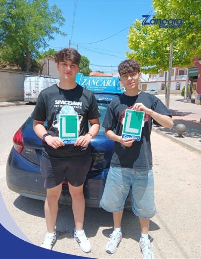 Autoescuela en Cuenca Záncara - Autoescuela en Cuenca, autoescuela en Mota del Cuervo, carnet de coche manual y automático, permisos de moto, cursos intensivos, aprueba en 15 días.