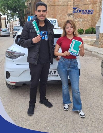 Autoescuela en Cuenca Záncara - Autoescuela en Cuenca, autoescuela en Mota del Cuervo, carnet de coche manual y automático, permisos de moto, cursos intensivos, aprueba en 15 días.